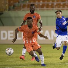 Arcahaie FC y Cruz Azul empatan en la ida de octavos de Concachampions
