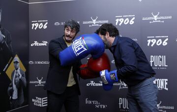 Joaquín Reyes volvió a ser el maestro de ceremonias, aunque esta vez acompañado por Jonathan Alonso. Rostros como Amaya Valdemoro, Javier Pagudo, Martín Barreiro o Jimmy Barnatán no quisieron perderse el show. Hubo boxeo con Jennifer Miranda, Samuel Carmo