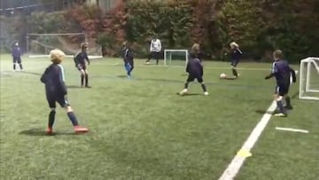 Niños de 10 años en rondo