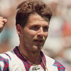 Oleg Salenko también sale en defensa de Zozulya y le justifica