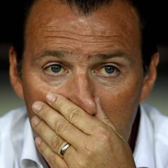 Wilmots deja de ser entrenador de la selección belga de fútbol
