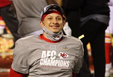 Mahomes and Chiefs to face Brady's Buccaneers in Super Bowl LV