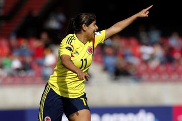 El equipo colombiano venció 7-0 a Uruguay en el debut en la Copa América Femenina con póquer de Catalina Usme y goles de Yoreli Rincón, Daniela Montoya e Isabella Echeverri.