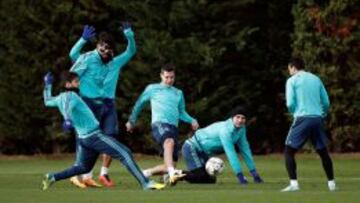 La plantilla del Chelsea, en el entrenamiento de ayer.