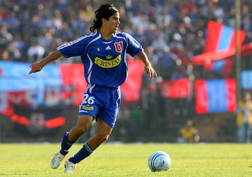 Era uno de los fijos en el mediocampo azul. En ese torneo disputó 18 partidos.