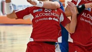 <b>DUREZA. </b>La defensa del Alcobendas deberá multiplicarse hoy.