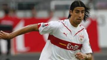 Khedira: "El interés me alegra pero no he decidido"