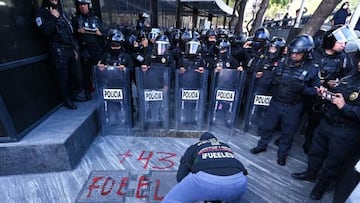 Alerta amenaza de bomba en la FGR