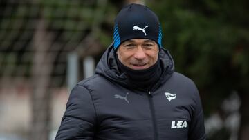 Garc¨ªa Plaza en un entrenamiento