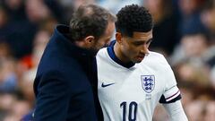 Soccer Football - International Friendly - England v Brazil - Wembley Stadium, London, Britain - March 23, 2024 England's Jude Bellingham with manager Gareth Southgate after being substituted off Action Images via Reuters/Peter Cziborra