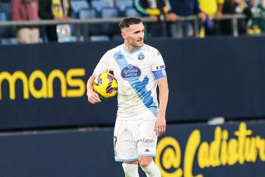 La renovaci¨®n de Lucas P¨¦rez, regalo de enero para el Depor