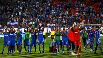 Futbol, Universidad de Chile vs Union La Calera.
Fecha 7 Campeonato nacional 2023.
Los jugadores de Universidad de Chile se retiran de la cancha la final del partido contra Union La Calera por primera division disputado en el estadio Santan Laura.
Santiago, Chile.
02/03/2023
Marcelo Hernandez/Photosport

Football, Universidad de Chile vs Union La Calera.
7 th, National Championship 2023 .
Universidad de Chile's players leaves the pitch after the game  against Union La Calera for first division match at Santa Laura stadium in Santiago, Chile.
02/03/2023
Marcelo Hernandez/Photosport