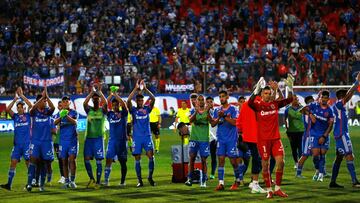 Futbol, Universidad de Chile vs Union La Calera.
Fecha 7 Campeonato nacional 2023.
Los jugadores de Universidad de Chile se retiran de la cancha la final del partido contra Union La Calera por primera division disputado en el estadio Santan Laura.
Santiago, Chile.
02/03/2023
Marcelo Hernandez/Photosport
Football, Universidad de Chile vs Union La Calera.
7 th, National Championship 2023 .
Universidad de Chile's players leaves the pitch after the game against Union La Calera for first division match at Santa Laura stadium in Santiago, Chile.
02/03/2023
Marcelo Hernandez/Photosport