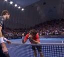 La 'peineta cariñosa' de Tommy Robredo a Andy Murray