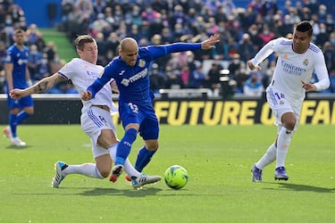 그는 Getafe에서 2021-22 시즌으로 뛰었습니다.