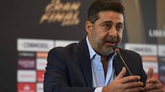 Angelici: "No me gustó que requisaran el vestuario de River"