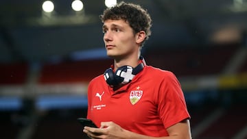 Bayern Munich: World Cup winner Pavard denies deal