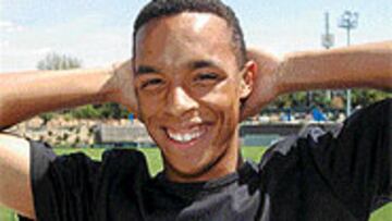 <b>NUEVAS CONDICIONES</B>. Alex podría recalar en Osasuna, mientras que el ya osasunista Valdo podría recalar en el equipo de Clemente.