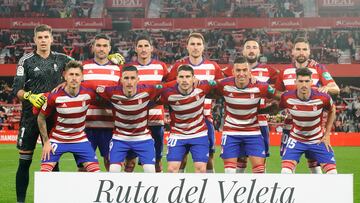 Once del Granada con la presencia de Jorge Molina y Uzuni.