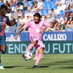 El Eldense sentencia a Ziganda en el tiempo añadido