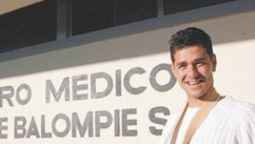 <b>AL QUIRÓFANO. </b>Raúl Valbuena tuvo que volver a ser intervenido por segunda vez de su rotura de radio.