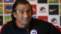 Pizzi lamenta lesión de Alexis y teme al excesivo calor