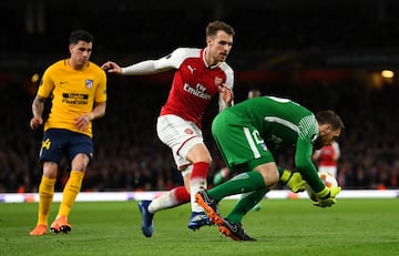 Jan Oblak and Aaron Ramsey.