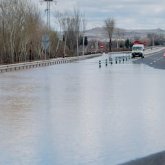 Alerta en Madrid por el temporal: carreteras cortadas por inundaciones, alternativas y cortes de tráfico