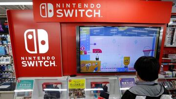 Nintendo Switch, expuesta en una tienda japonesa (2017) | Reuters