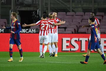 Jordi Alba marcó el propia puerta el empate del Athletic. 1-1.