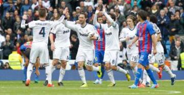 El Real Madrid se sobrepuso al gol de Levante en el 30&#039;  y termin&oacute; ganando el encuentro por 5-1.