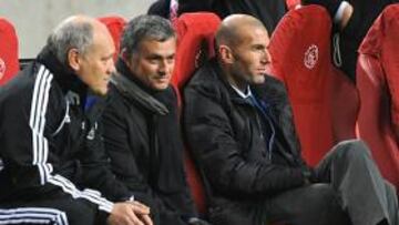 Mou quiere a Zidane en el banquillo todo el año