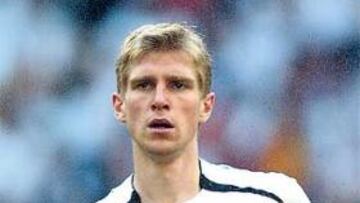Mertesacker