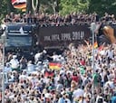 Alemania celebró el título en Berlín con un millón de hinchas
