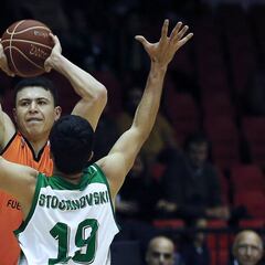 Semana fantástica del Fuenla: triunfo con un gran Pako Cruz