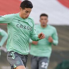 Rooney: "James es fantástico"