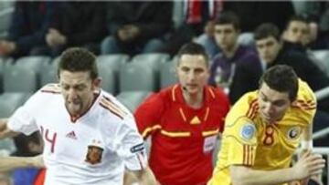 España se mete en semis a costa de una digna Rumanía