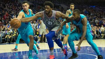 Embiid (42+18) farda ante Willy, pero los 76ers sufren para ganar