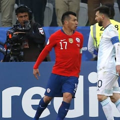 El diálogo de Messi con Vidal sobre su altercado con Medel