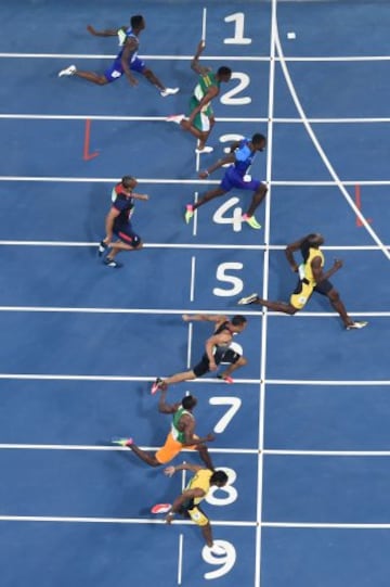 Bolt es leyenda: tercer oro en los 100 metros