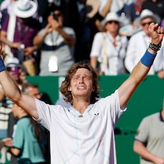 Rublev, sobre sus entrenadores españoles: “Son como una novia”