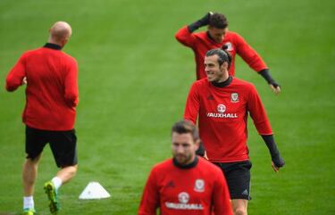 Bale on losing transfer record to Pogba: “I couldn't care less"