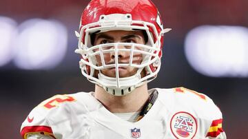 Uno de los mejores en su posición y el encargado de proteger a Patrick Mahomes. 