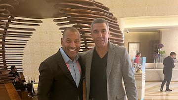 Naybet, junto a Mauro Silva en Doha.