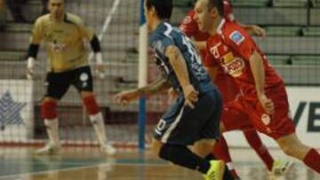 Barcelona y ElPozo siguen al mando de la Liga