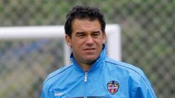 Luis García: "Queda mucha tela que cortar"