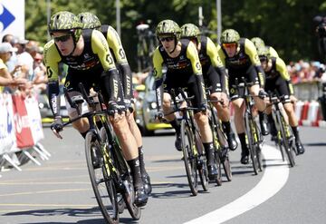 El equipo de ciclismo Mitchelton Scott de Australia.