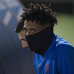 Las redes arden contra el Barça por querer dar salida a Todibo