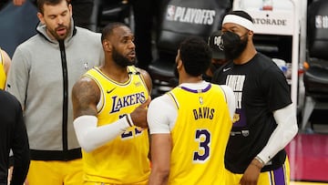The Los Angeles Lakers held of the Phoenix Suns 109-105 in Game 2. Anthony Davis stole the spotlight after a disappointing outing in the opener.