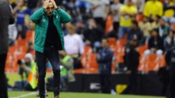 Luis Zubeldía, técnico de Santos